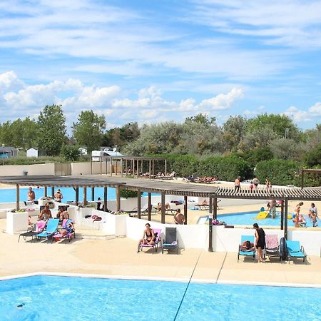 Camping La Brise De Camargue サントマリー・ド・ラメール エクステリア 写真